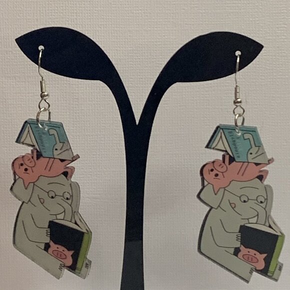 Elephant Earring, Pig Earring, Book Earring, Gift Idea, Educator Earring, Read - Picture 2 of 4
